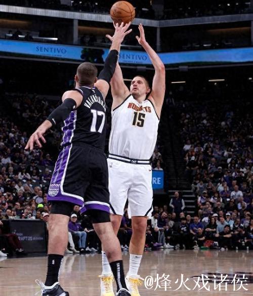 约基奇三双助掘金击败国王 雄鹿强势碾压热火